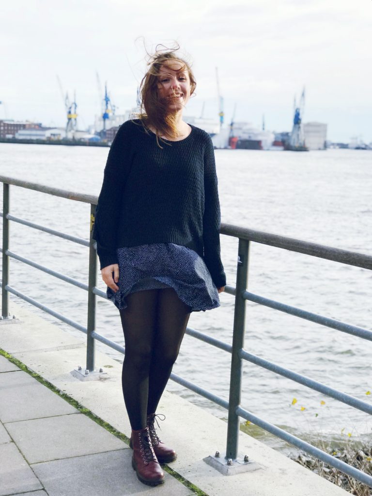 Fashion Blog Hamburg Blog Kleid im Winter kombinieren