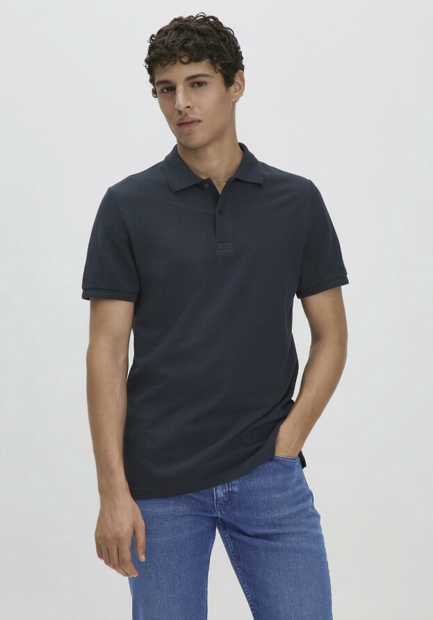 hessnatur Herren Piqué Polo Regular aus Bio-Baumwolle - blau - Größe 46