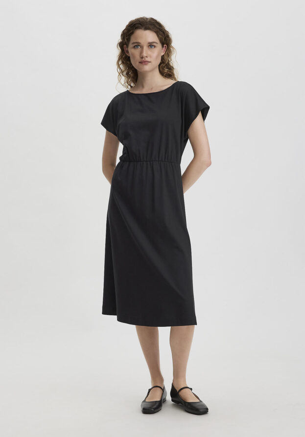 hessnatur Damen Jersey Kleid Midi Relaxed aus Bio-Baumwolle - schwarz - Größe 38